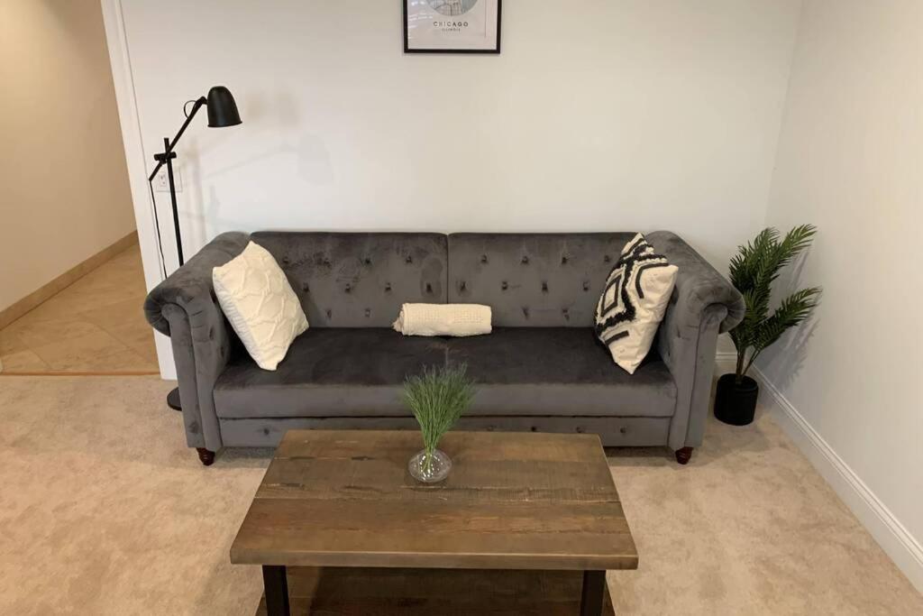 Studio Flat In The Heart Of Downtown Chicago Exteriör bild